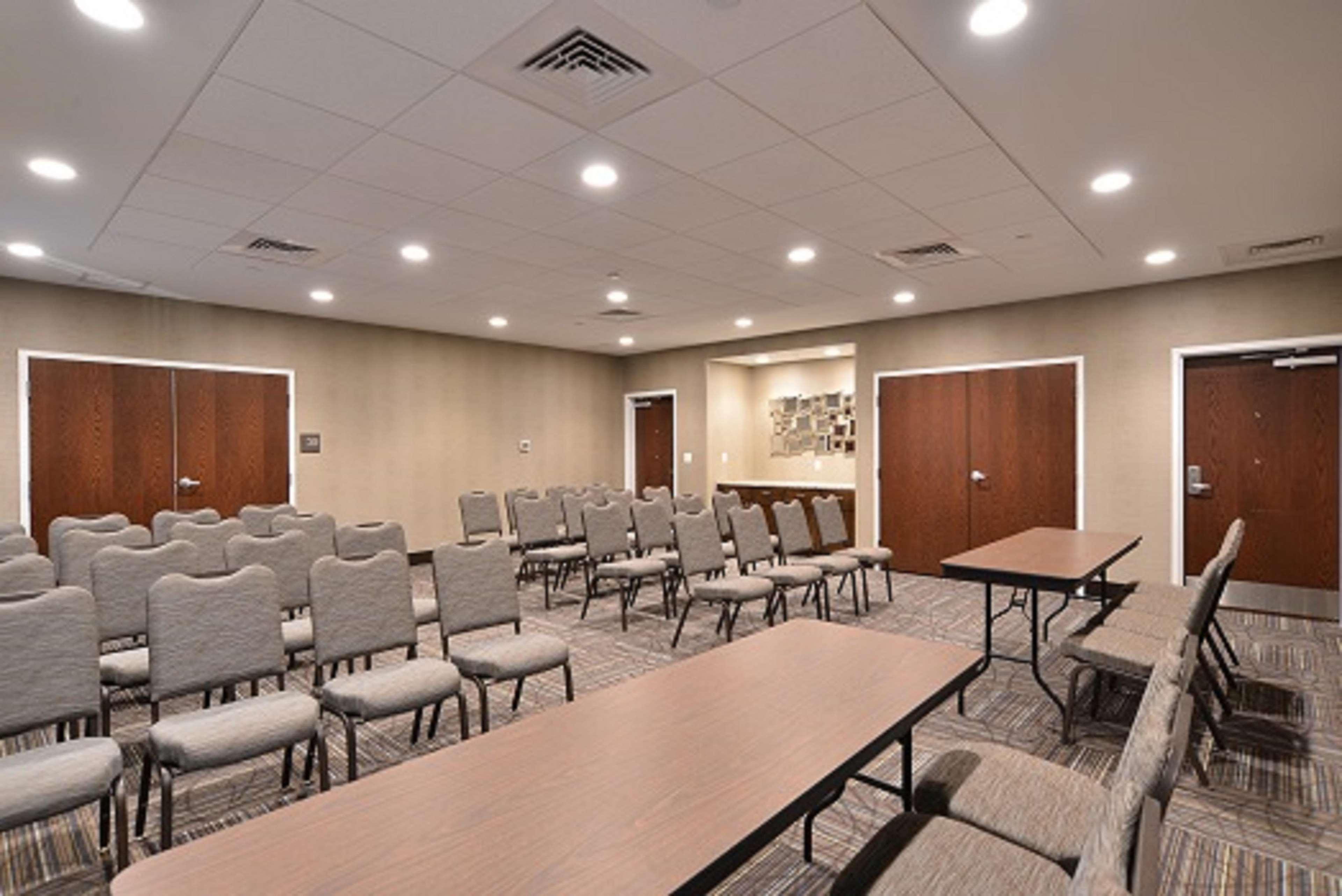 Hampton Inn & Suites Chippewa Falls Exterior photo
